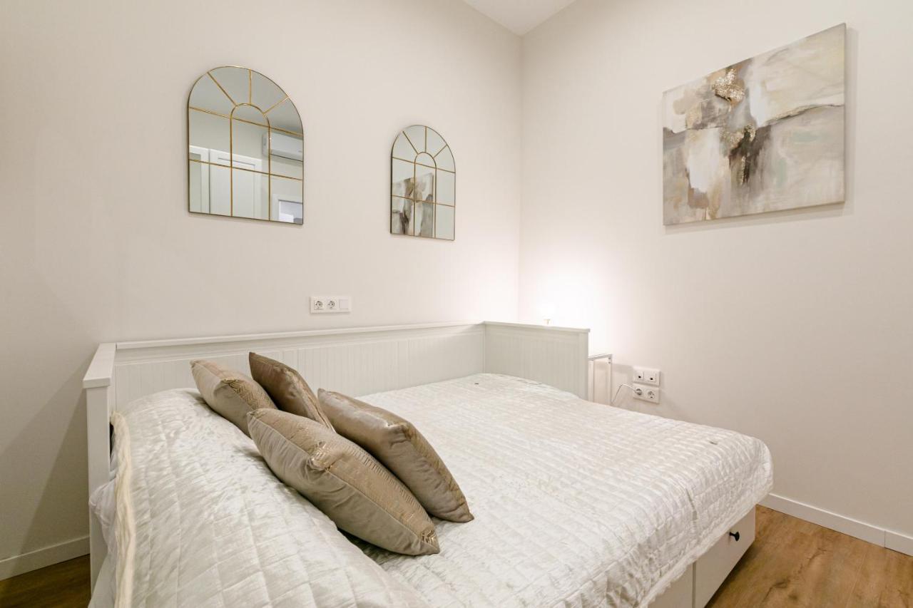 La Joya De Santa Cruz Calle Virgenes 21 เซบีญา ภายนอก รูปภาพ